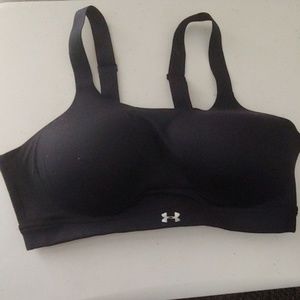 Under Armour sports bra 38D